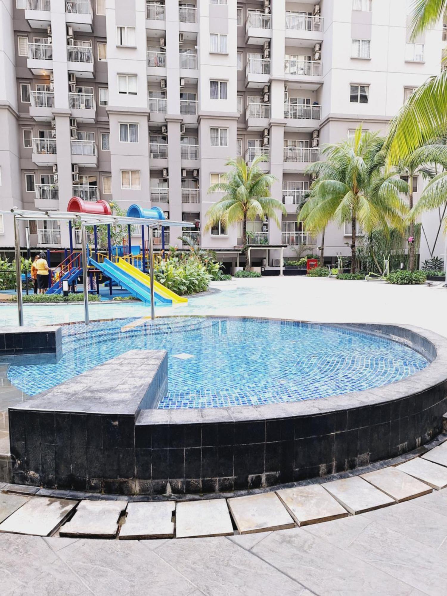 Apartment Royal Mediterania Garden Park Bt